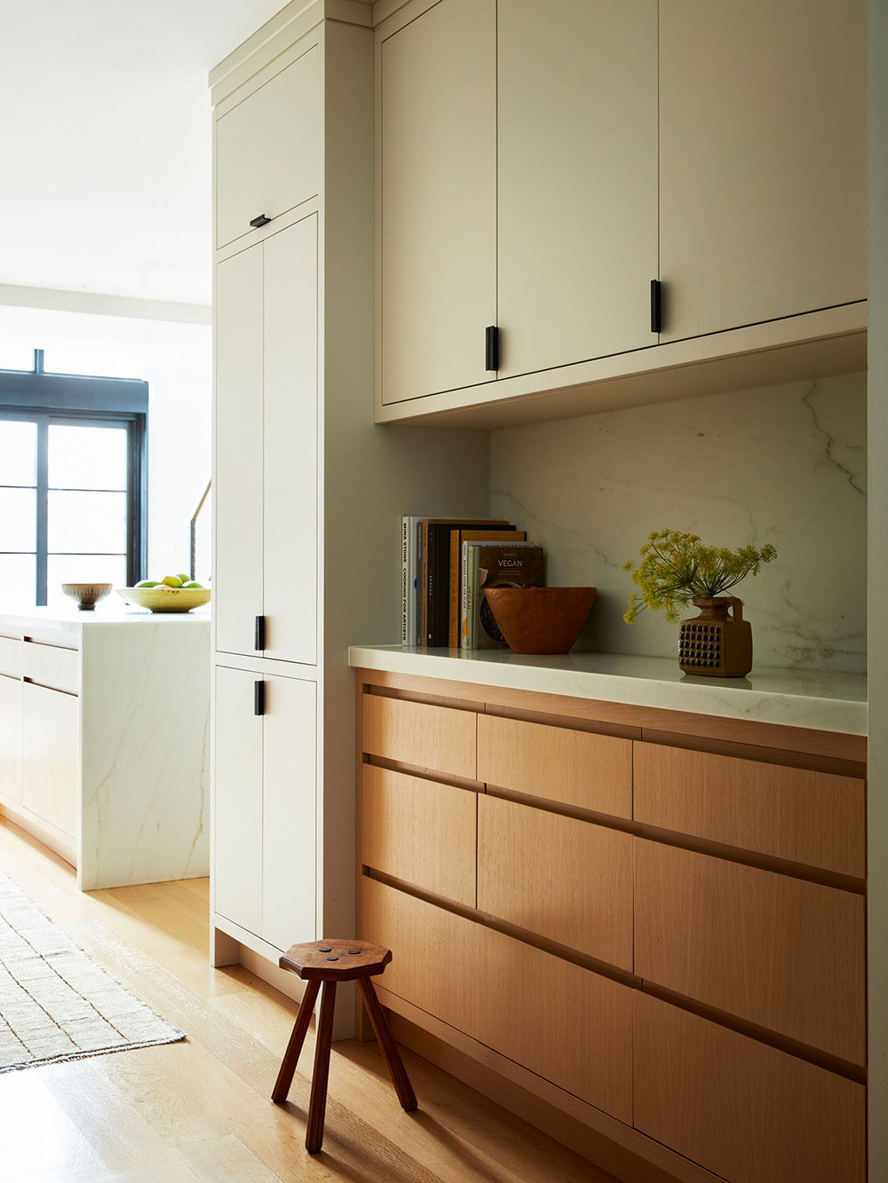 布鲁克林联排别墅，工业风双层高窗打造温馨现代空间-10