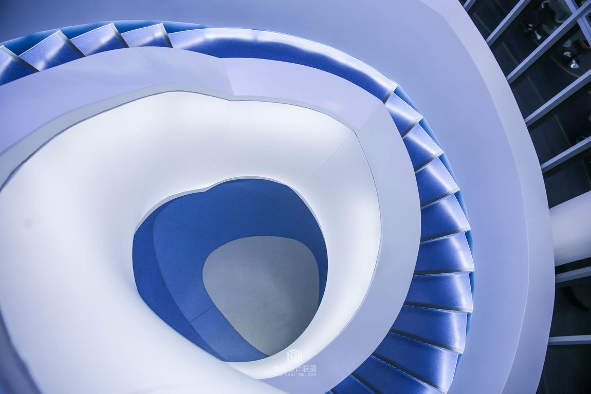 CDI创思设计--赛莱拉干细胞办公室-11