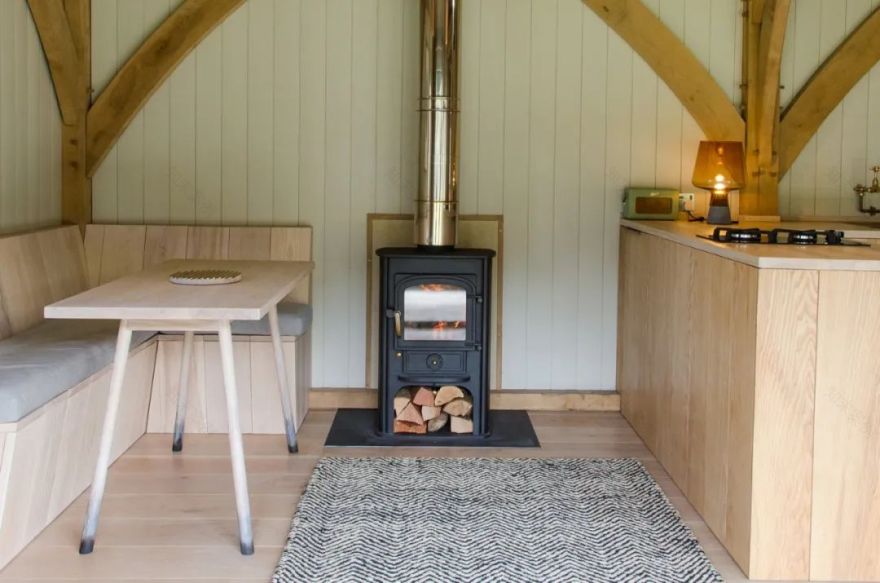 24 平米橡木小屋,绿色可持续的城市商业产品-19