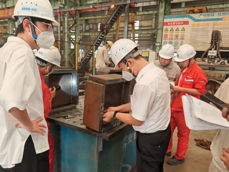 厦门海峡成功大厦项目钢结构工程完成首吊-37