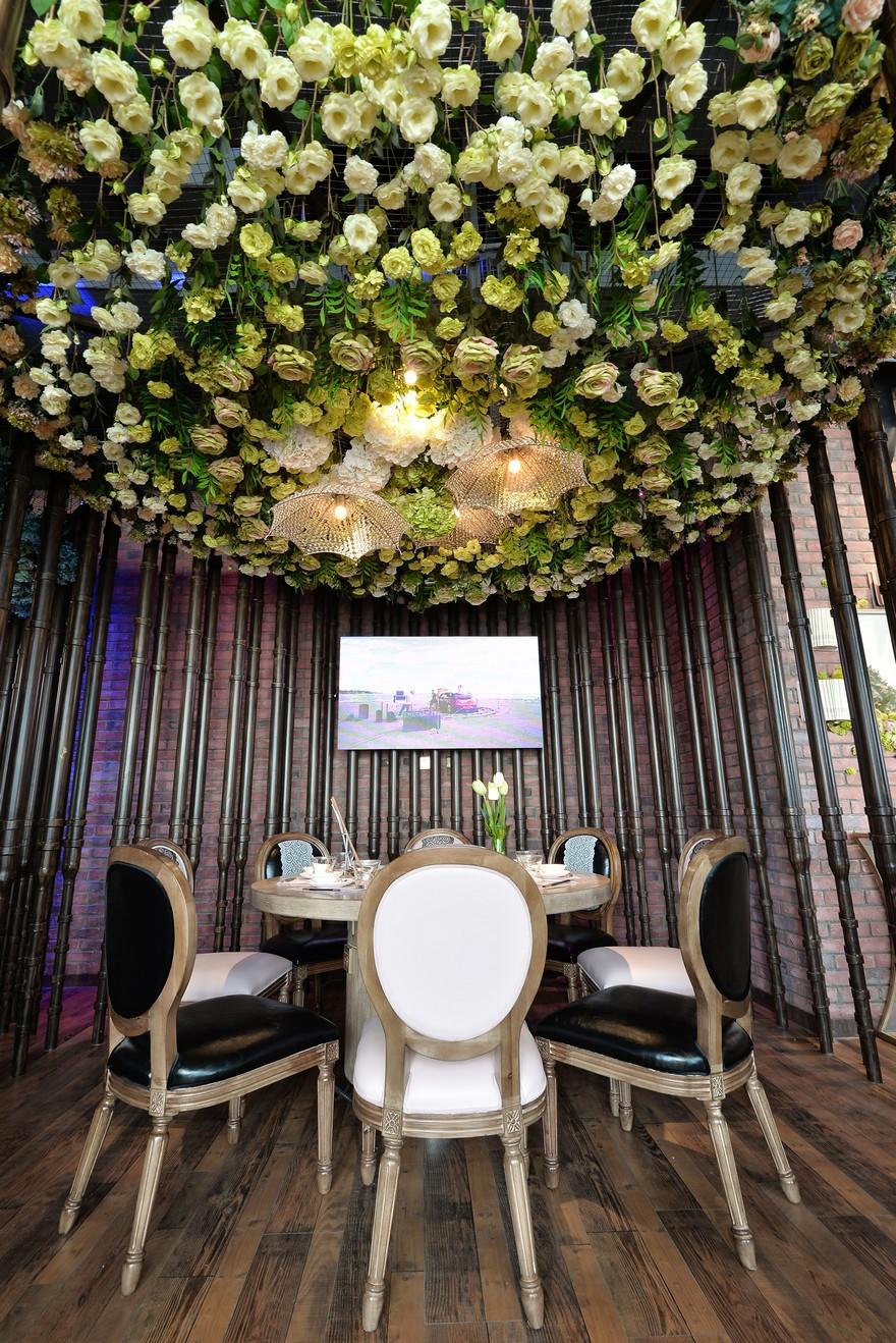 Flower 17 Hot Pot Restaurant – A Song of Flower and Fire-29