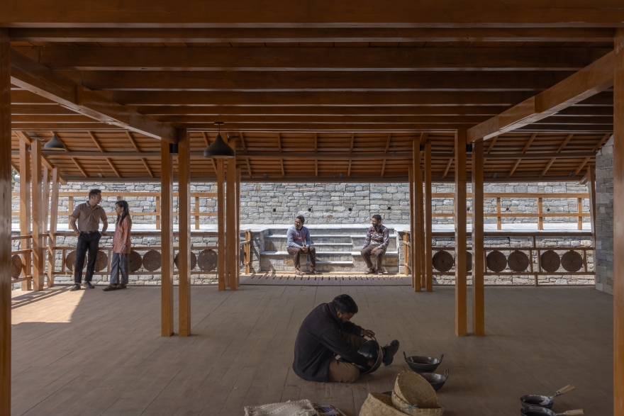 钱帕瓦特市场广场丨印度丨Compartment S4-54