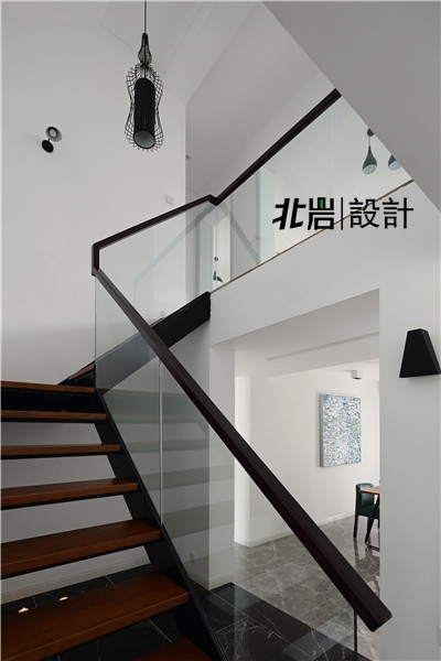 《兰亭序影》 | 多层顶楼带阁楼户型的惊艳改造-25