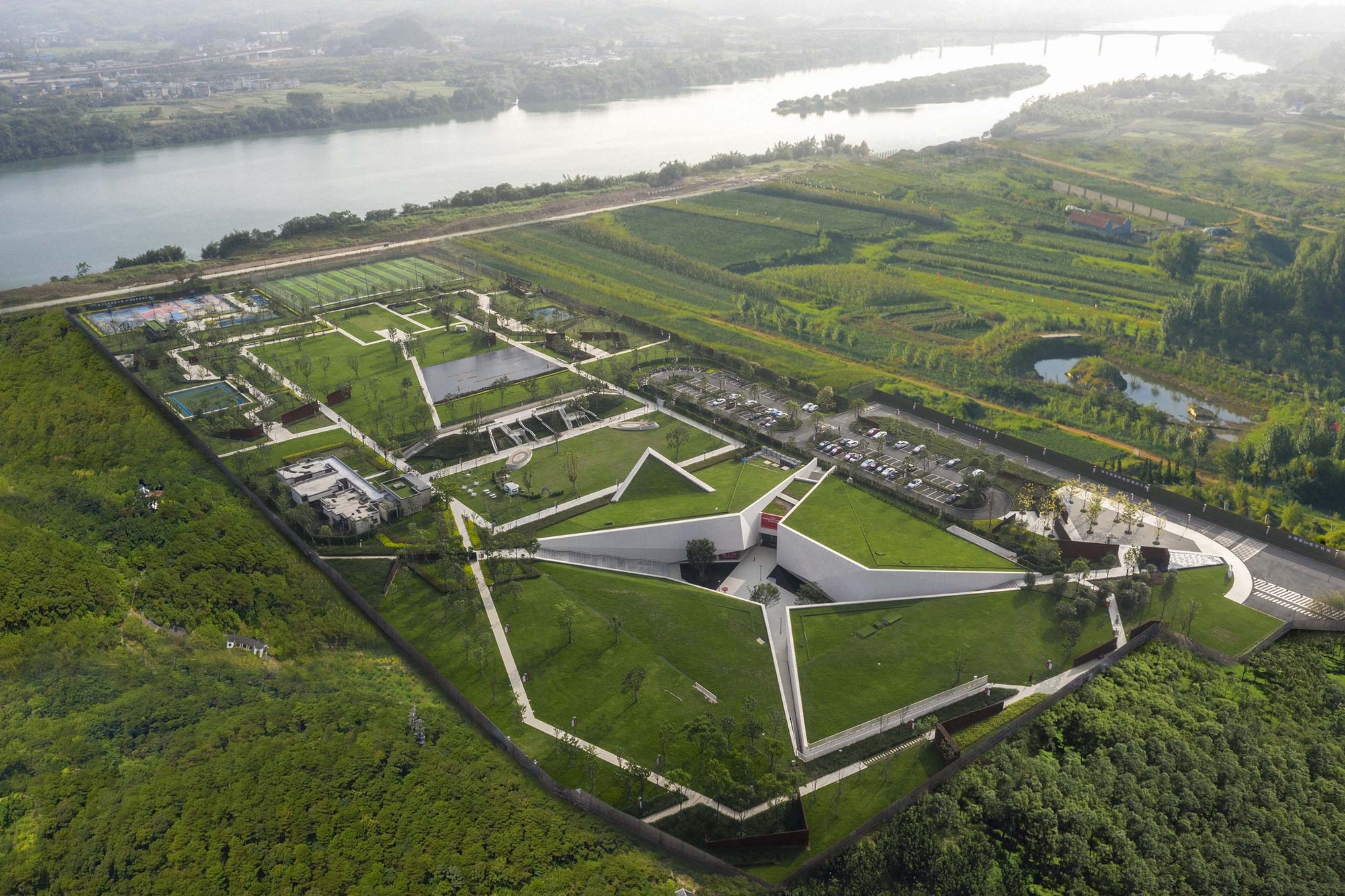 柳州城市发展展览馆-1