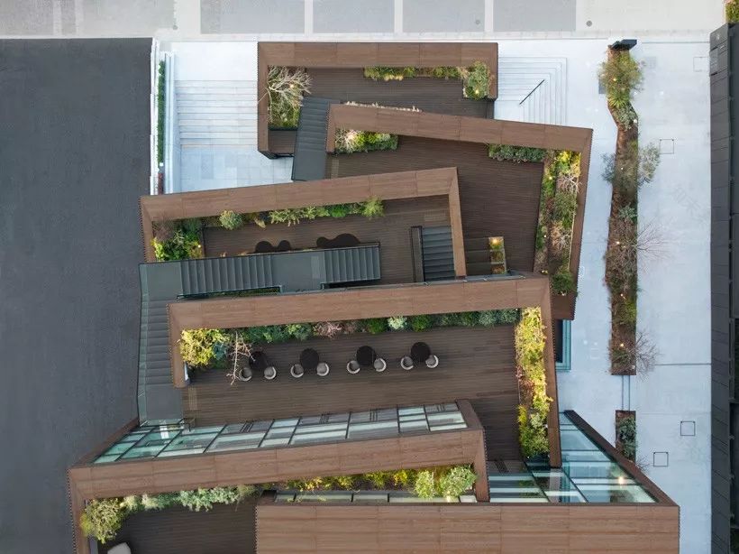 nendo 打造东京商业综合体,极简设计展现灵动趣味-39