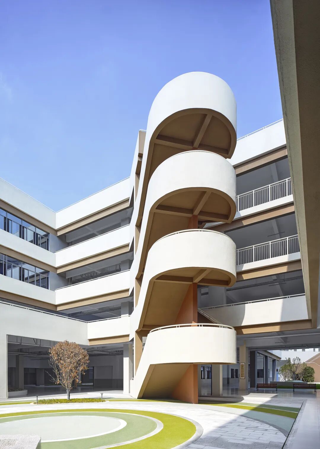 【AT】都设新作|扬州宝应实验学校空间育人实践，留一方空间给学生，让他们自由放飞-15