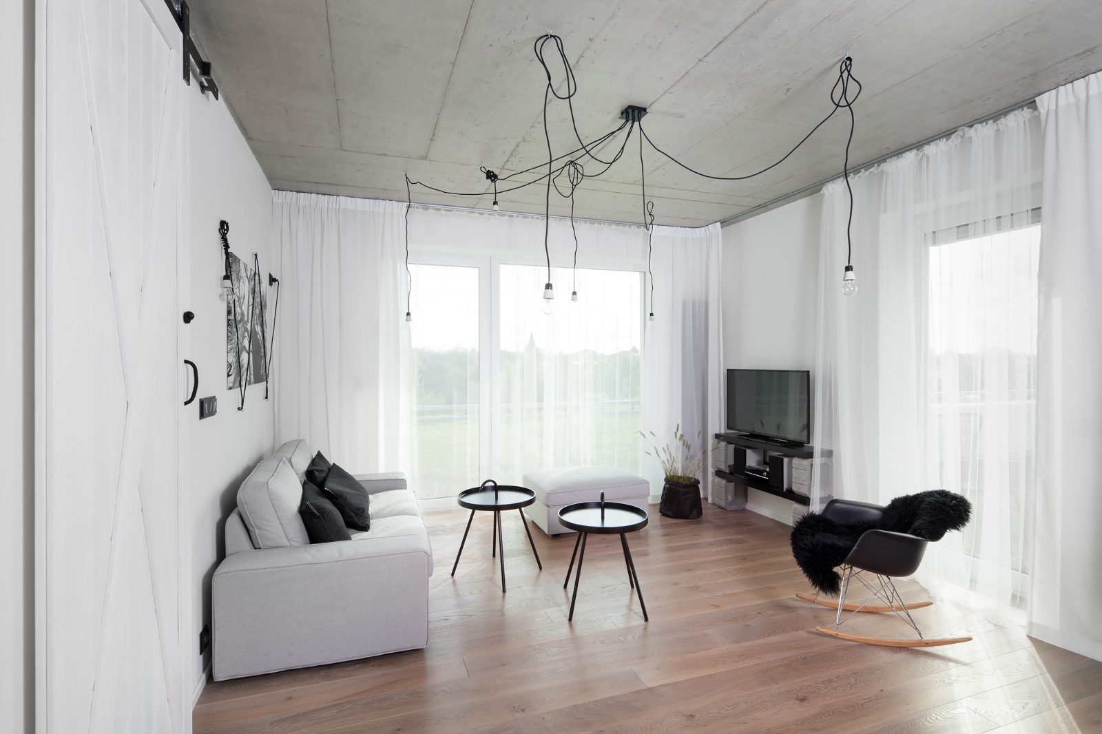 设计新思维，看小户型如何用颜色划分空间  SMLXL studio-9