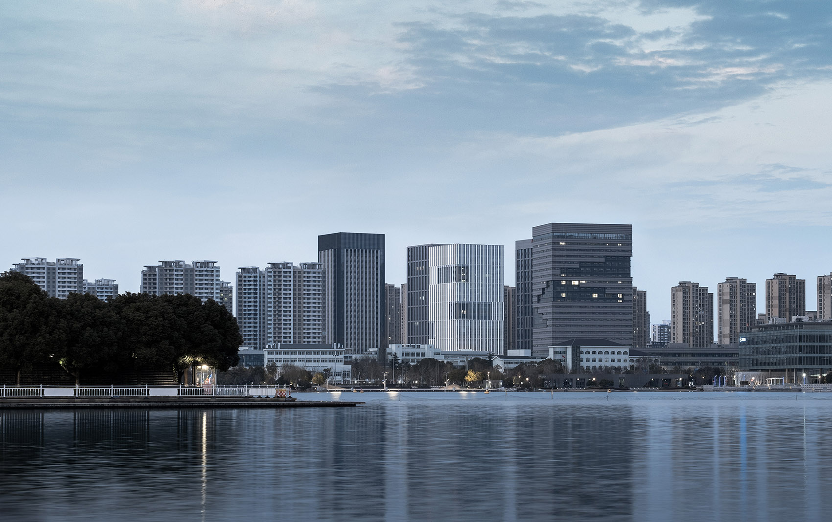 常州总部经济区绿创大厦丨中国常州丨简和建筑设计事务所有限公司-10