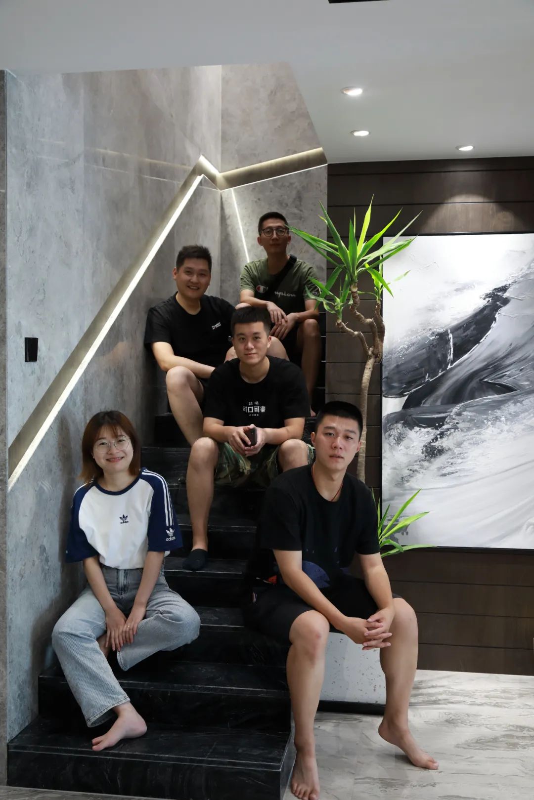 香港兴业御缇湾现代简约复式别墅设计-47