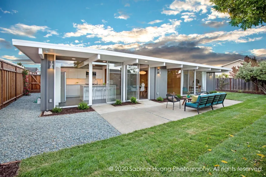 加州 Foster City Eichler 住宅现代升级-17