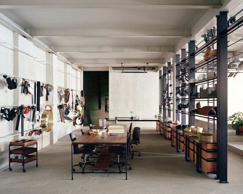 混凝土之舞 · PSLab 伦敦总部展示兼办公设计-28