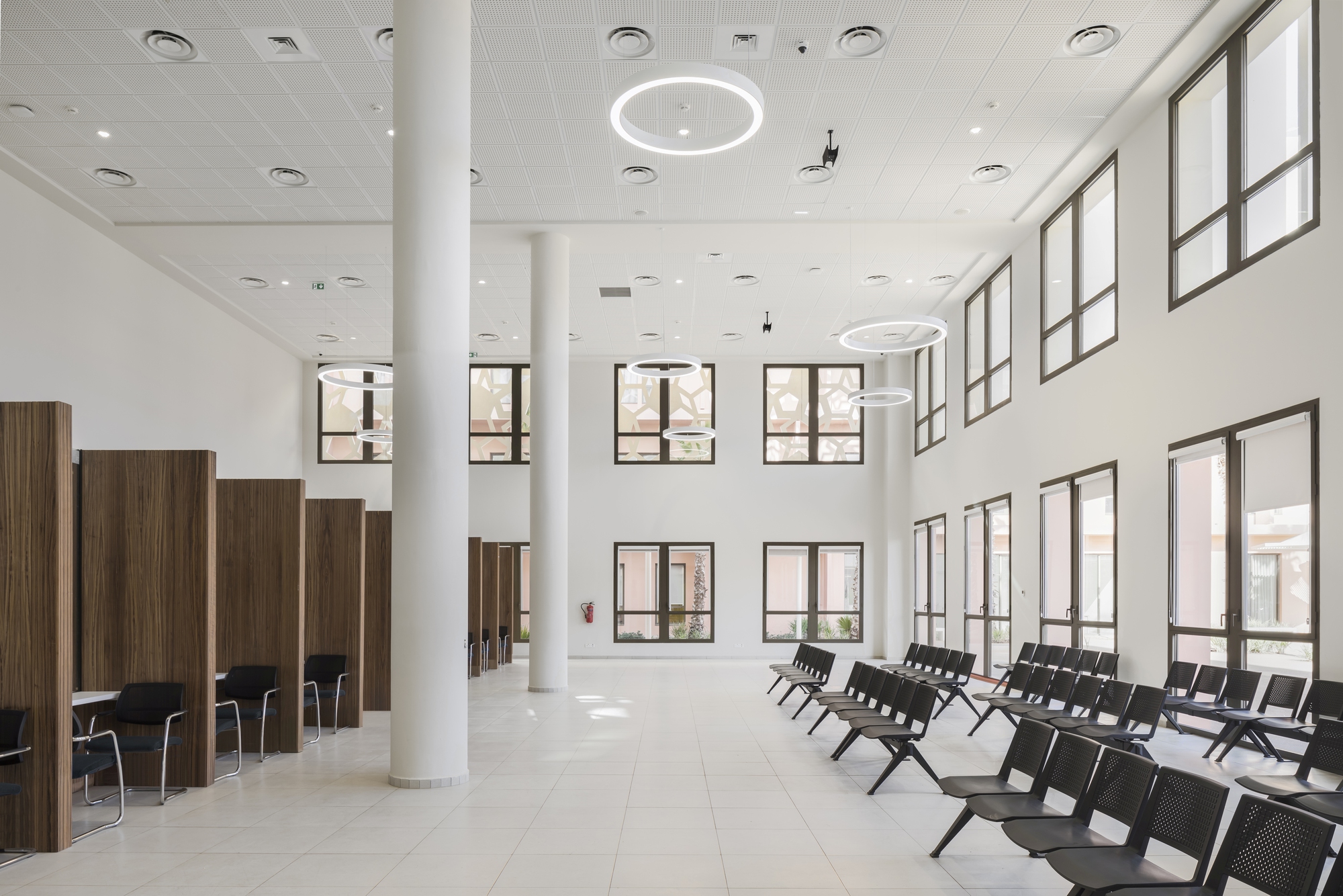 Hospital of the Smart Health Care City / Michel Rémon & Associés-18