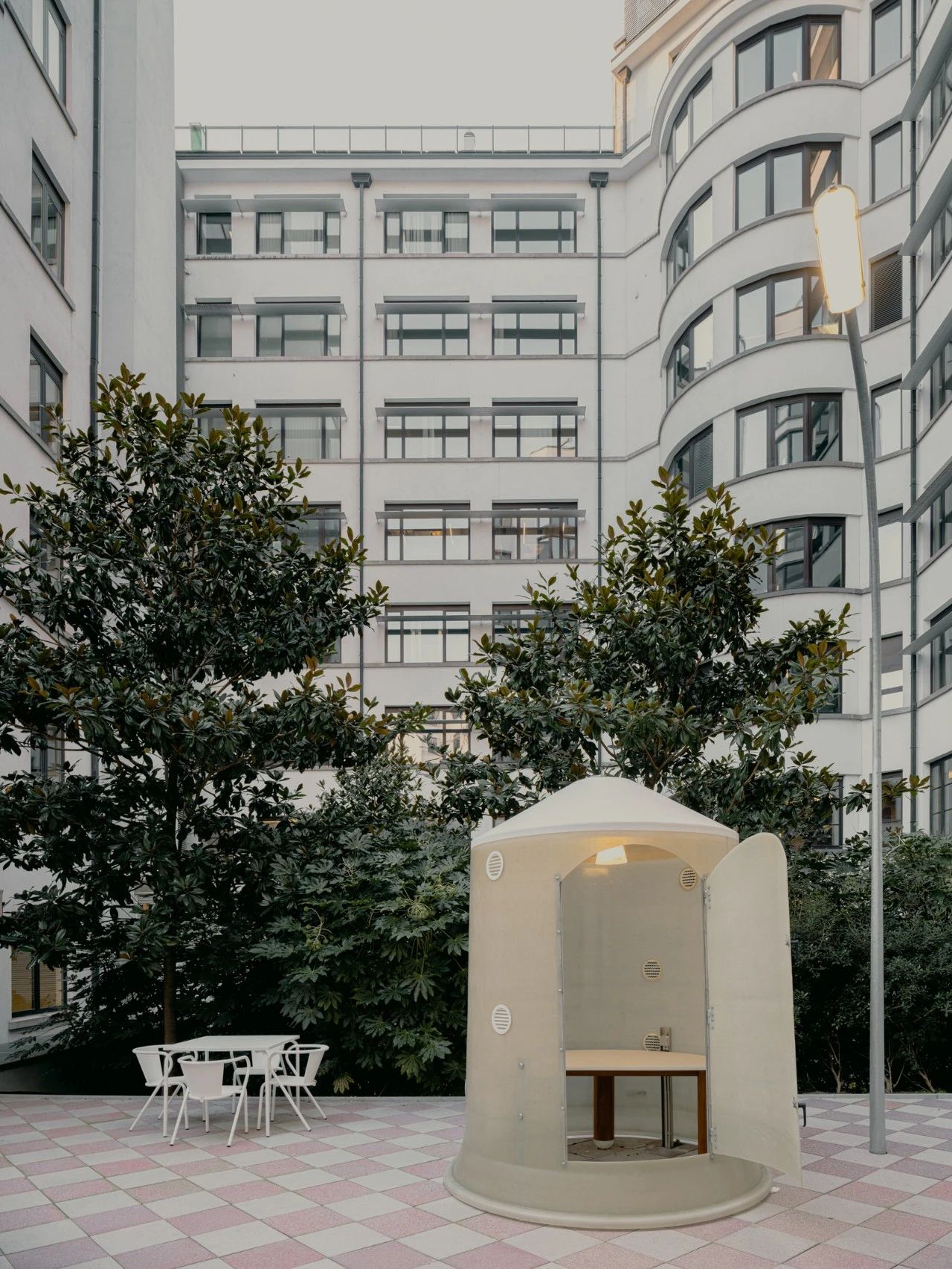 Silversquare Central 共享办公空间设计丨比利时丨12 位设计师和艺术家-0