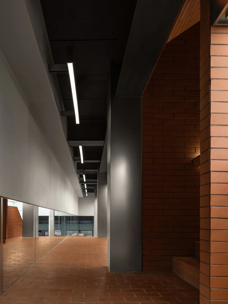 HUMAN UNBORED · 在成都进站停靠丨中国成都丨晓欧设计事务所-37