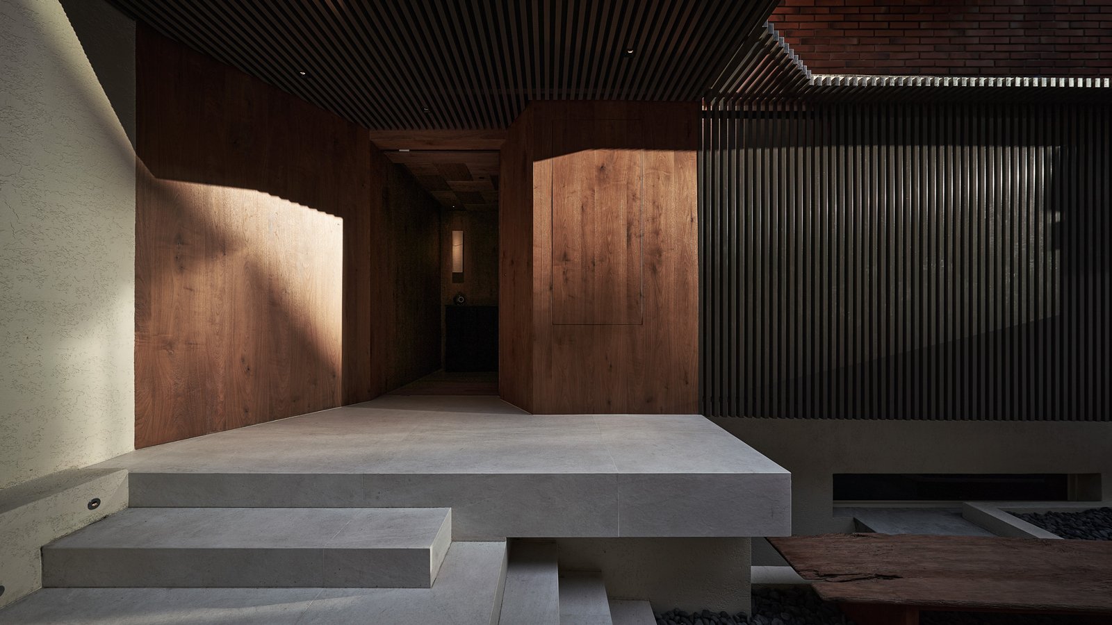 街區中的一隅秘境：演繹沈浸式現代日式美學，開啟五感饗宴的割烹料理空間 —「掬·Kiku」 — Hey!Cheese-1