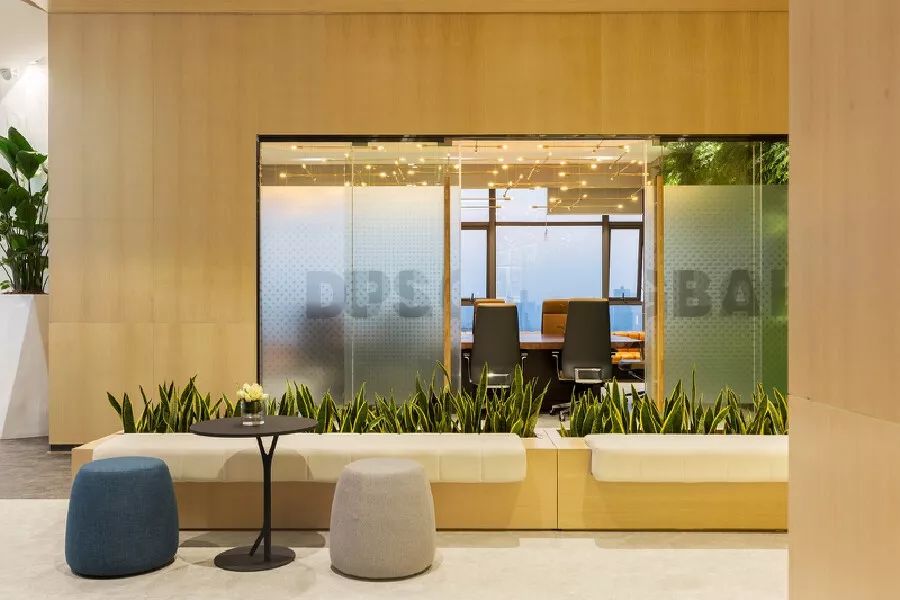 广州德家分公司星光映景办公室 | 现代办公空间新典范-17