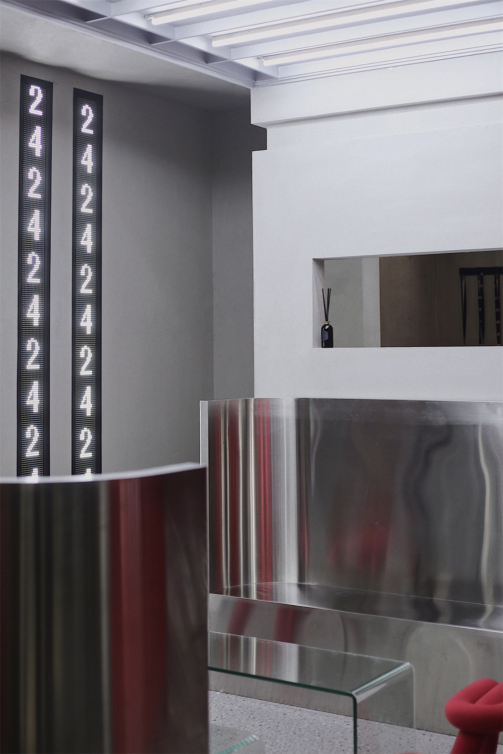 广州 42 密室丨中国广州丨杭州明白创意设计有限公司-0