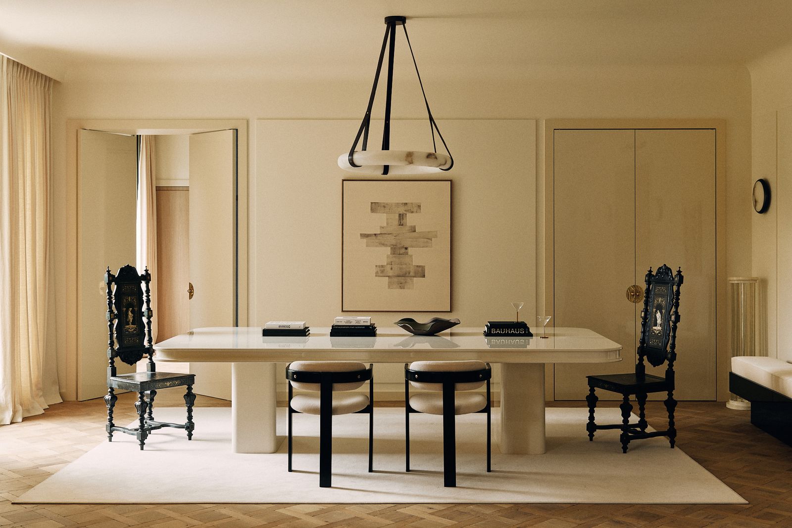 巴黎400平米单色弧形公寓丨法国巴黎丨Marika Dru及其团队Atelier MKD-10