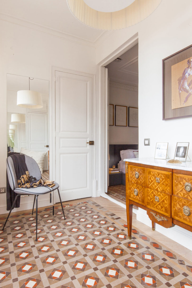 传统与现代相融合的巴塞罗那Aribau公寓设计-16