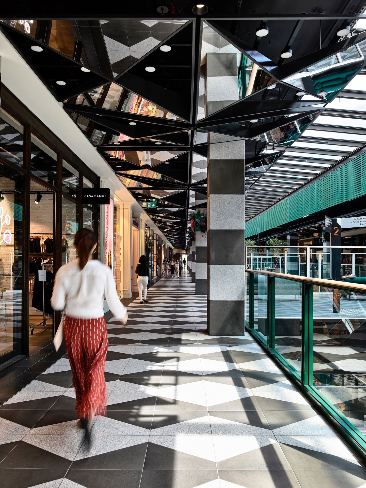 Melbourne Central Arcade - Bridge丨Kennedy Nolan设计-11