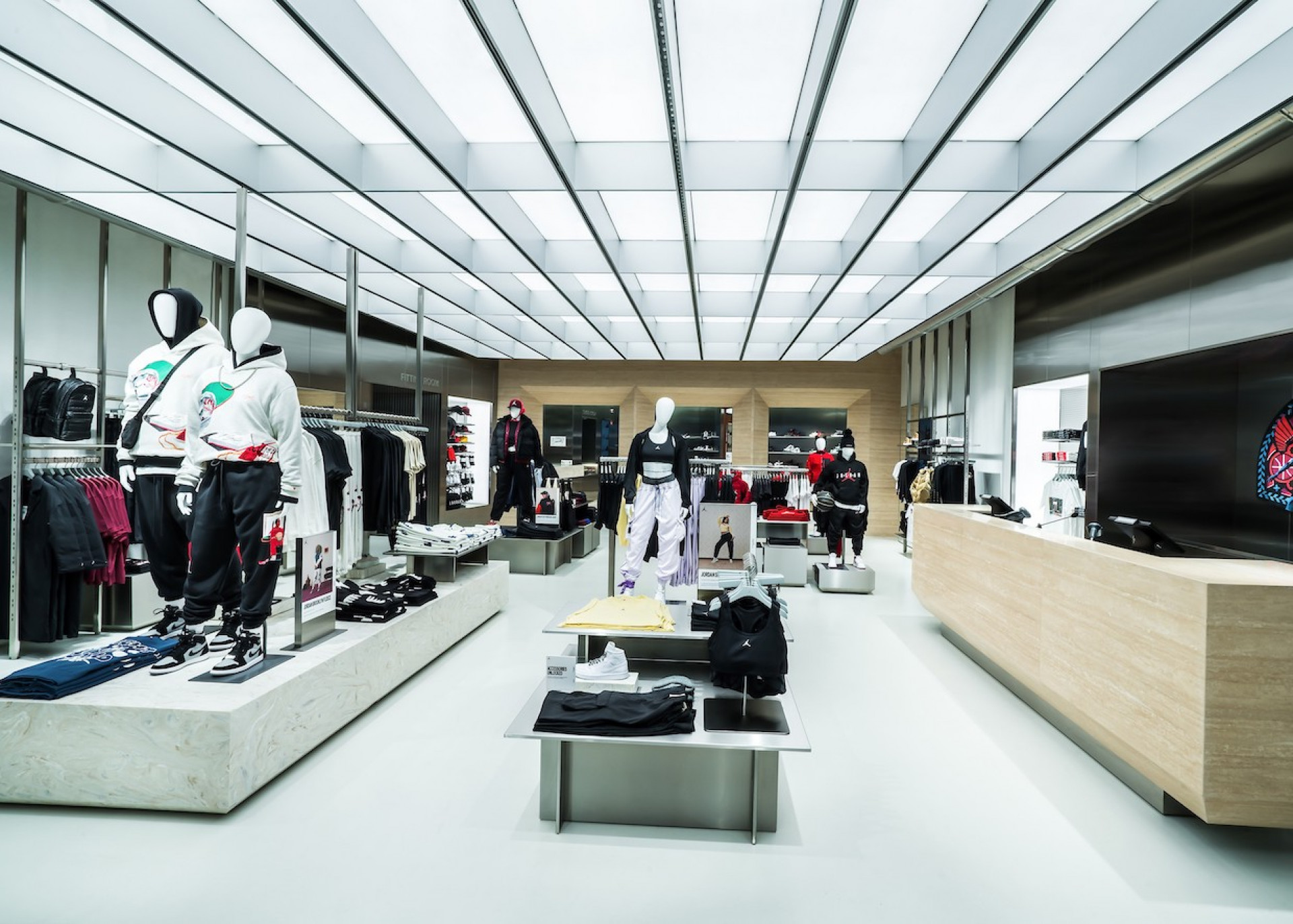 Jordan World of Flight 零售体验店丨意大利米兰-3