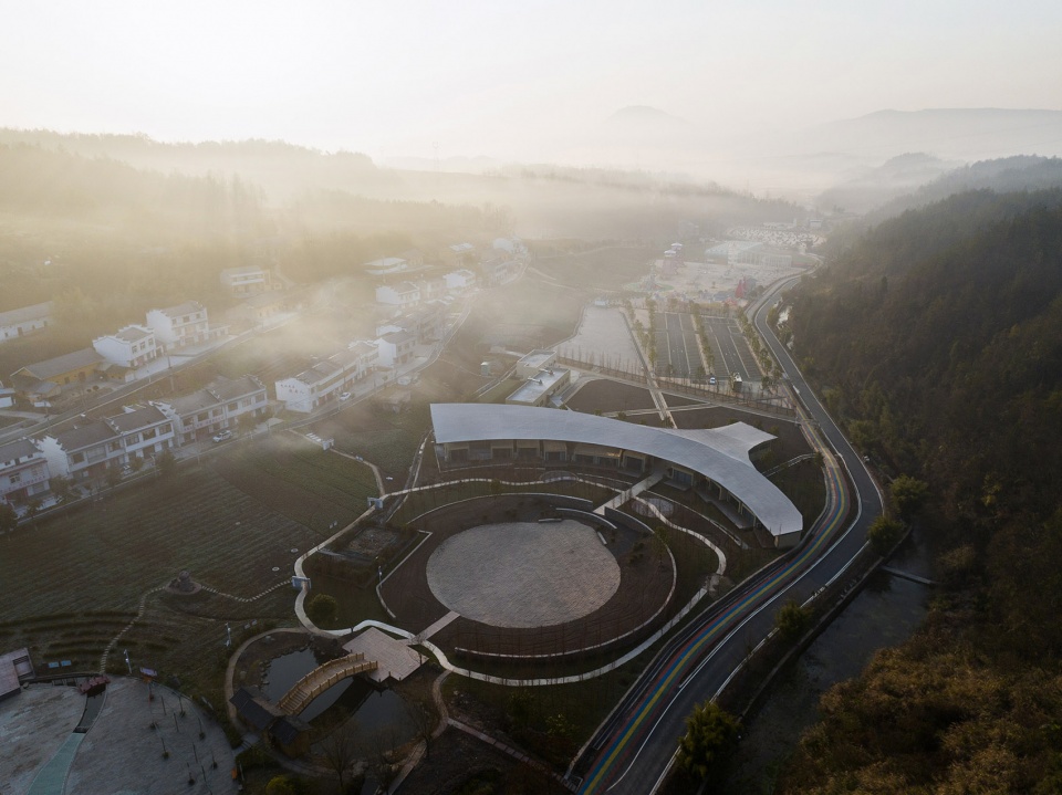 湖北竹山五福山水龙家宴餐厅丨中国湖北丨小写建筑事务所-9