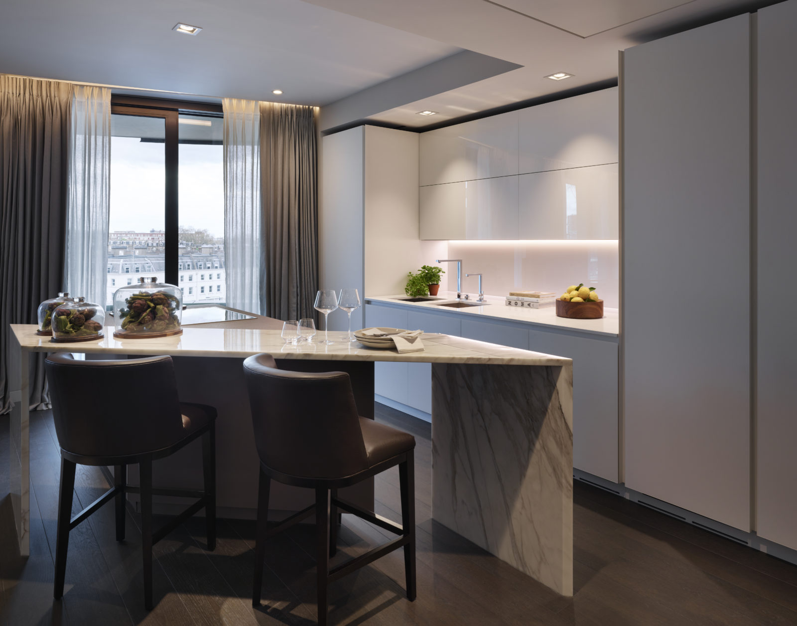 WESTMINSTER, LONDON WATERFRONT APARTMENT Fiona Barratt Interiors-2