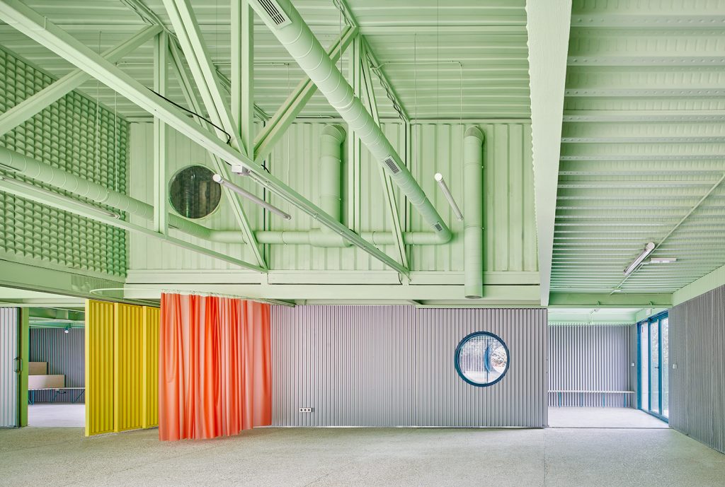 西班牙布鲁内特犬类培训学校丨西班牙马德里-3