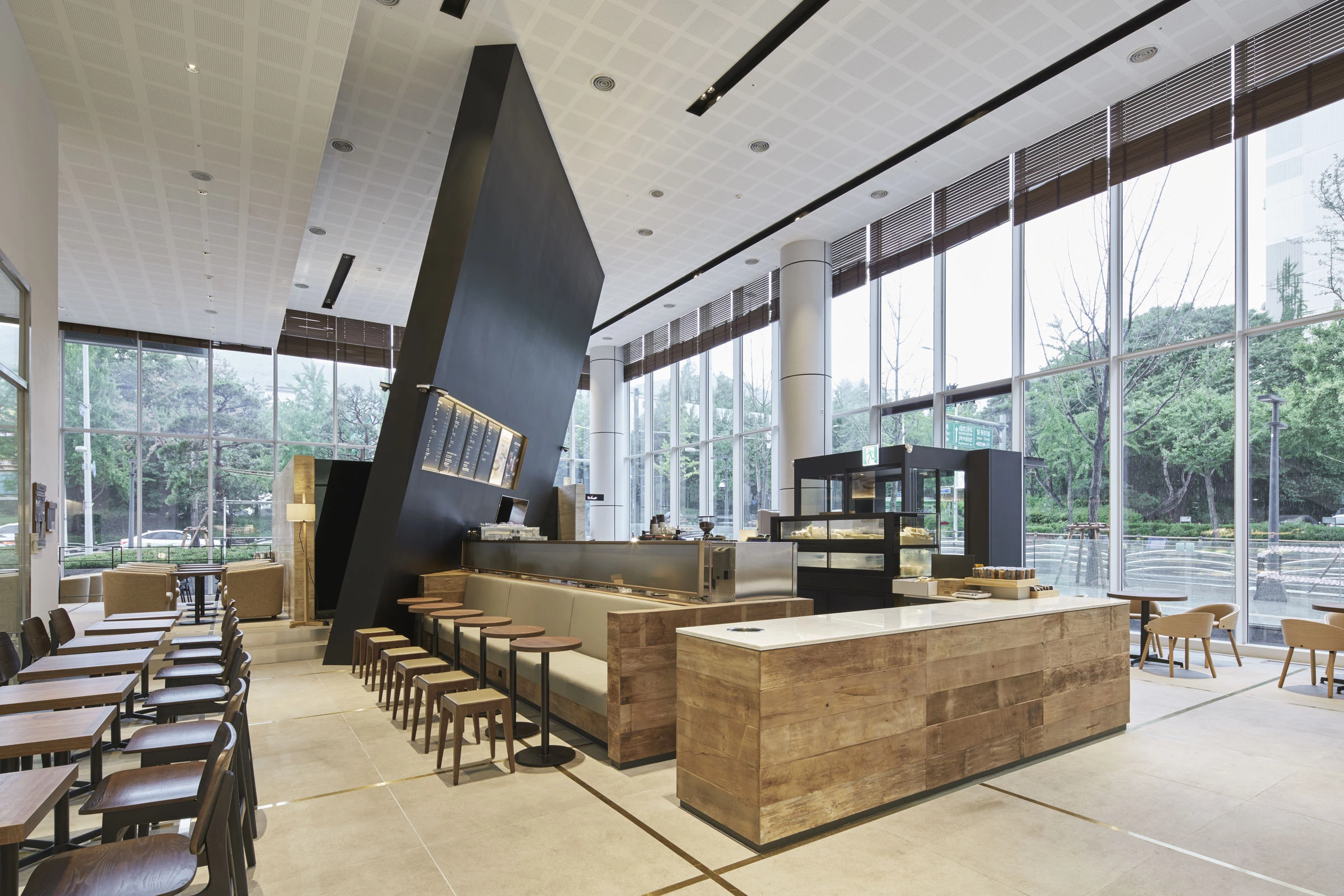 首尔 Gangnam 区 Paul Bassett 咖啡厅-10