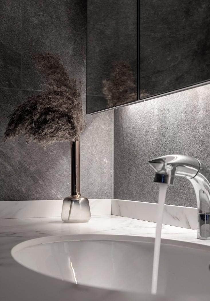 木子仁室内设计 · 简约至美,主卧衣帽间设计-21