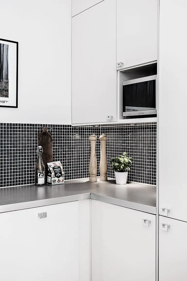 7 平米阁楼卧室设计-10