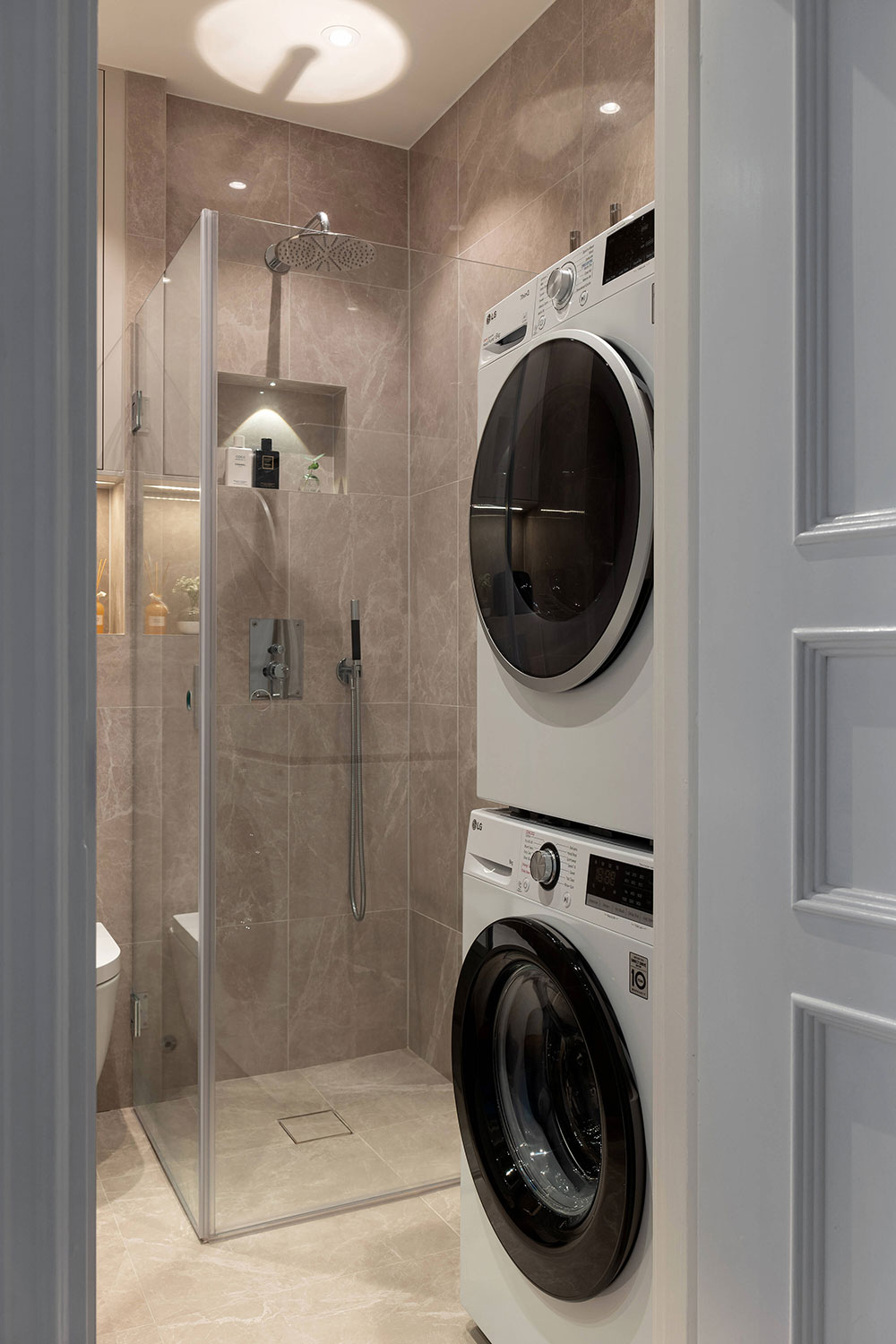 斯德哥尔摩优雅公寓 | 古典与现代的完美融合-27