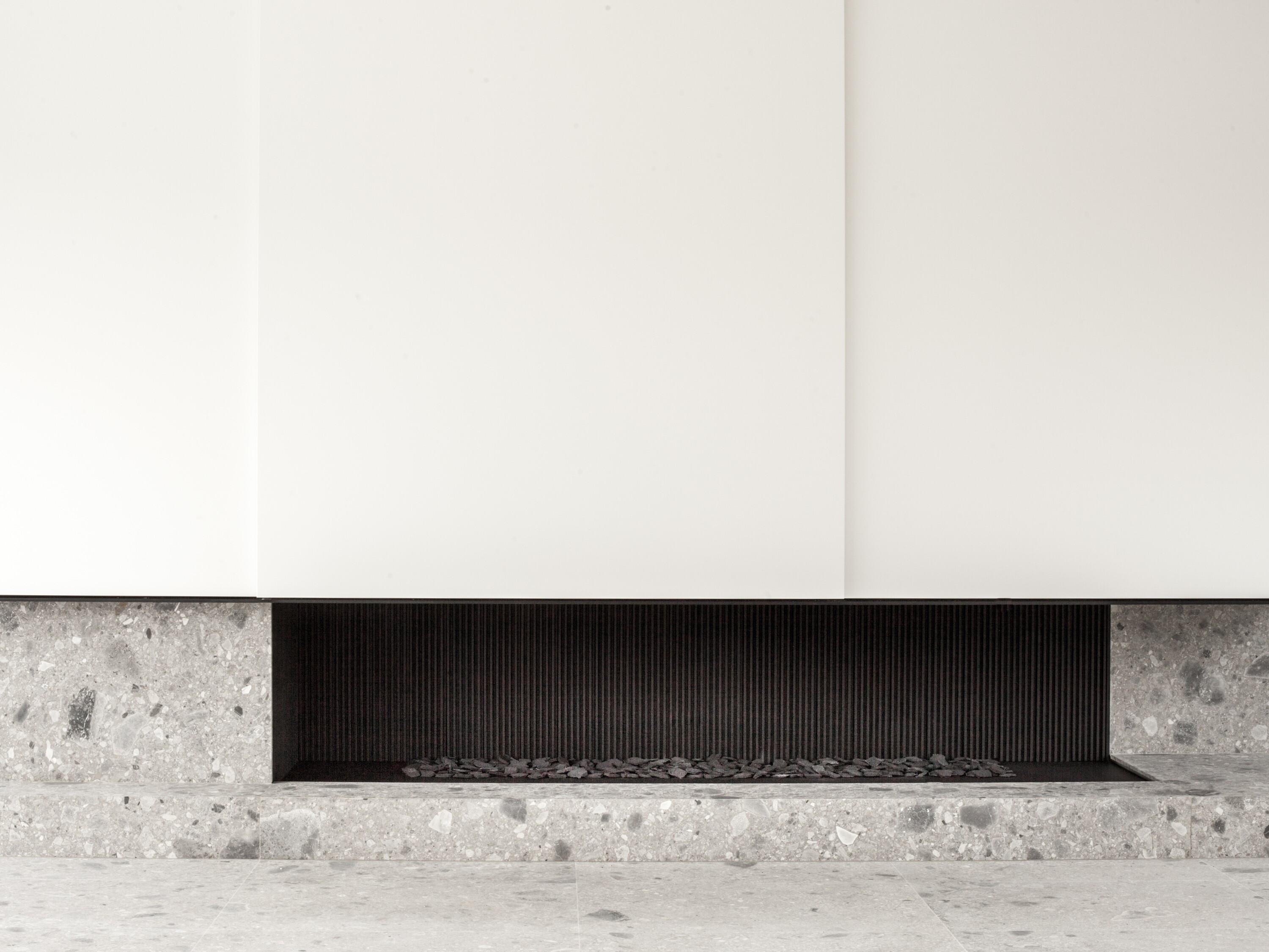 比利时 Aalst 山巅别墅——简约优雅的私人住宅设计-11