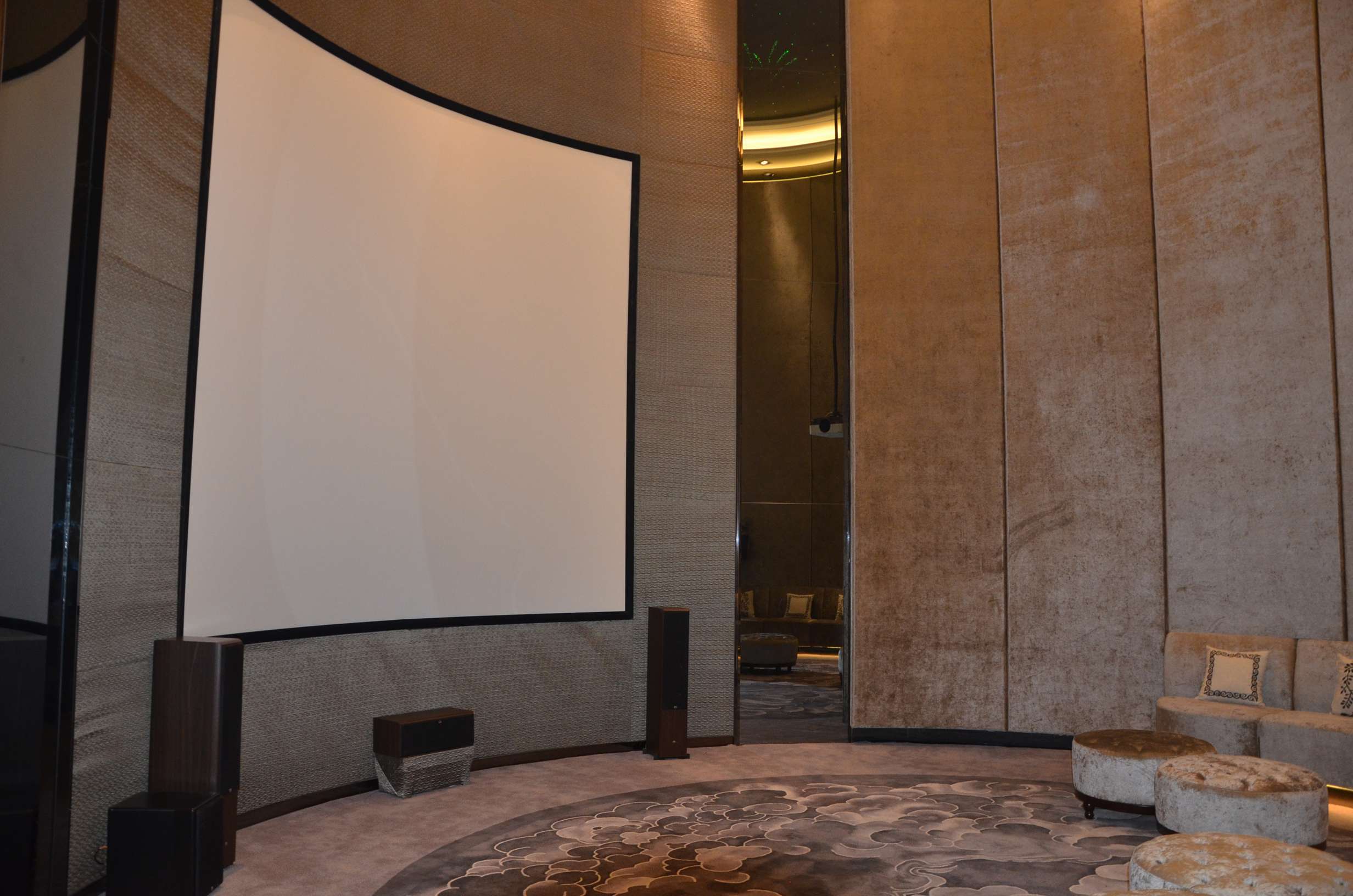 梁志天  西安雅居乐国际售楼部完工图片-27