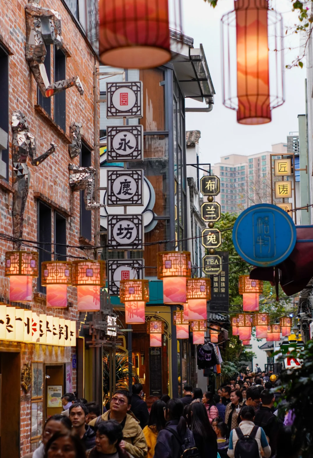 UDO商业分析篇|商业场景“烟火气”、“精致烟火气”设计表达-49