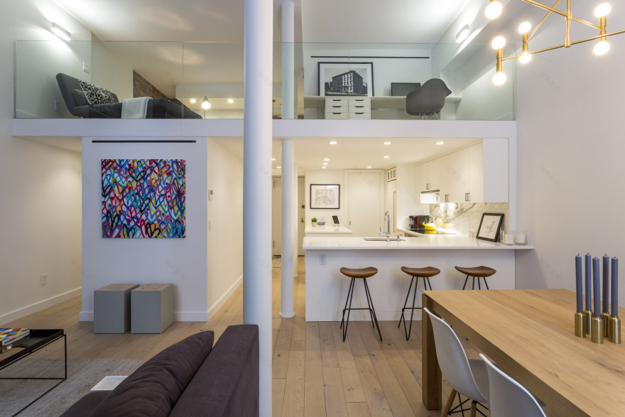 east 10th street triplex-3