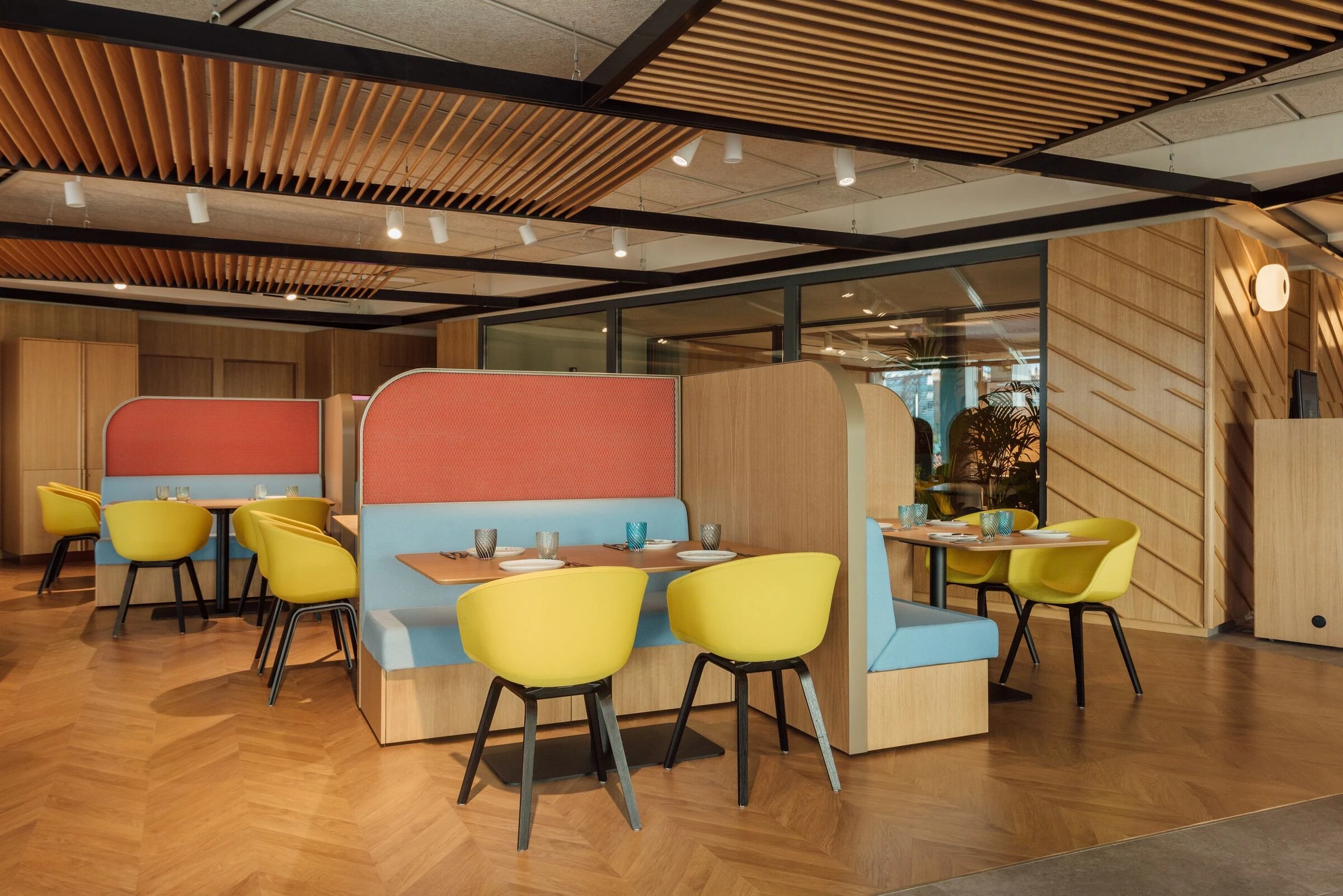 Madrid 漫画风酒店设计-43