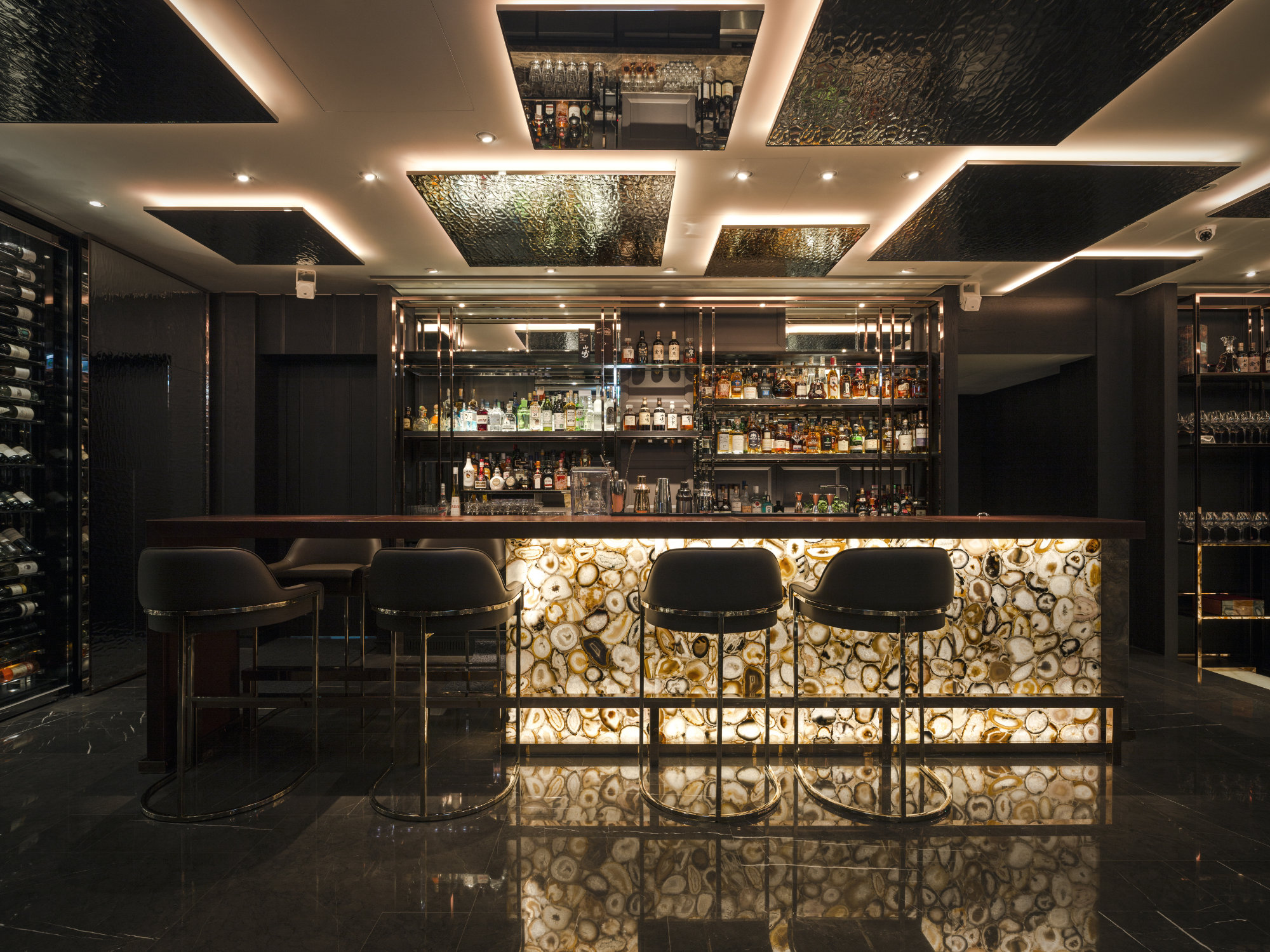 A CUT | C E L I A C H U D E S I G N-3