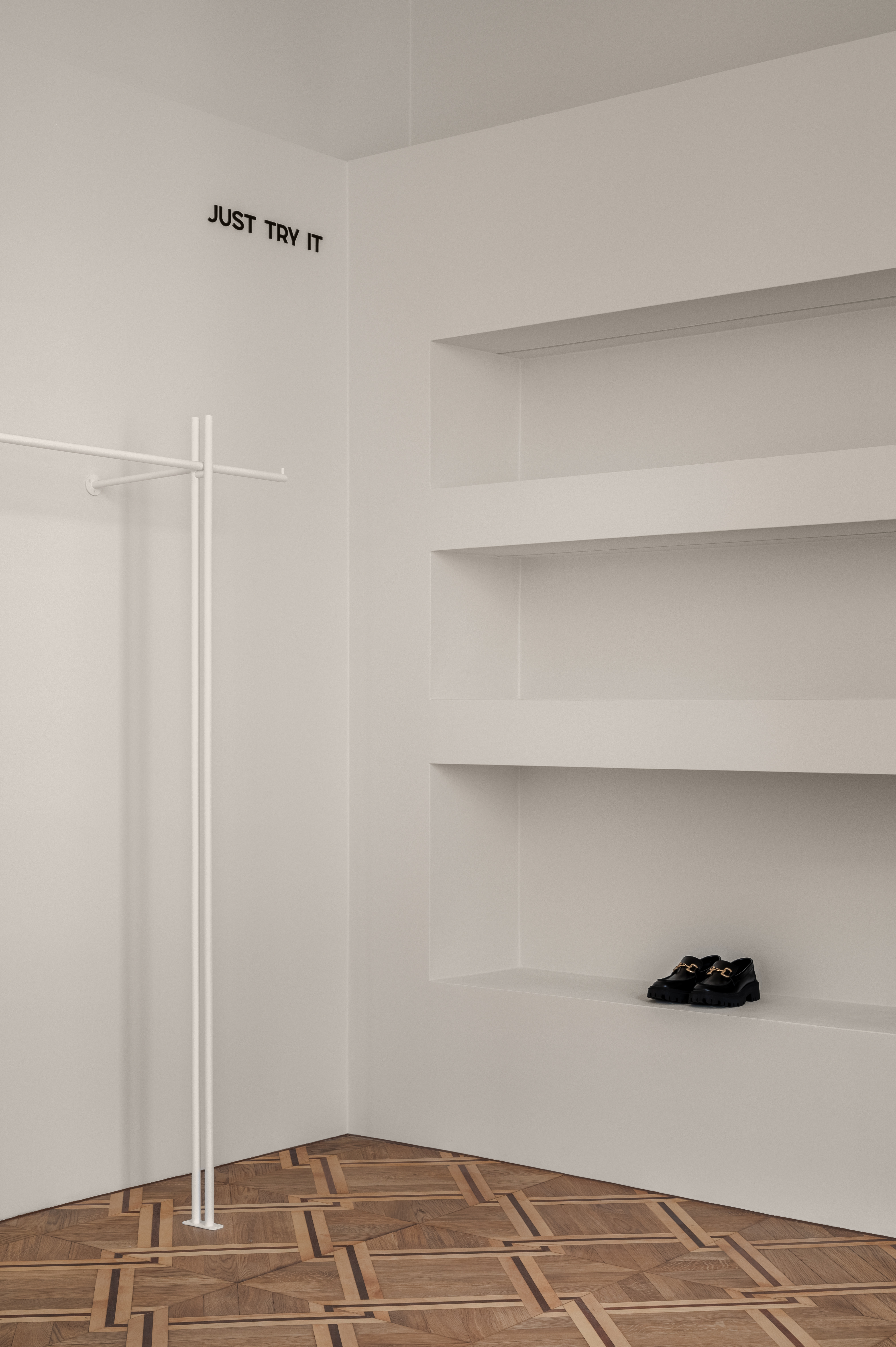 酷舒商店（假设COOSH音译为酷舒，若COOSH有特定含义需结合具体背景确定更准确译法） 丨乌克兰捷尔诺波尔丨Sofiia Hupalovska-50