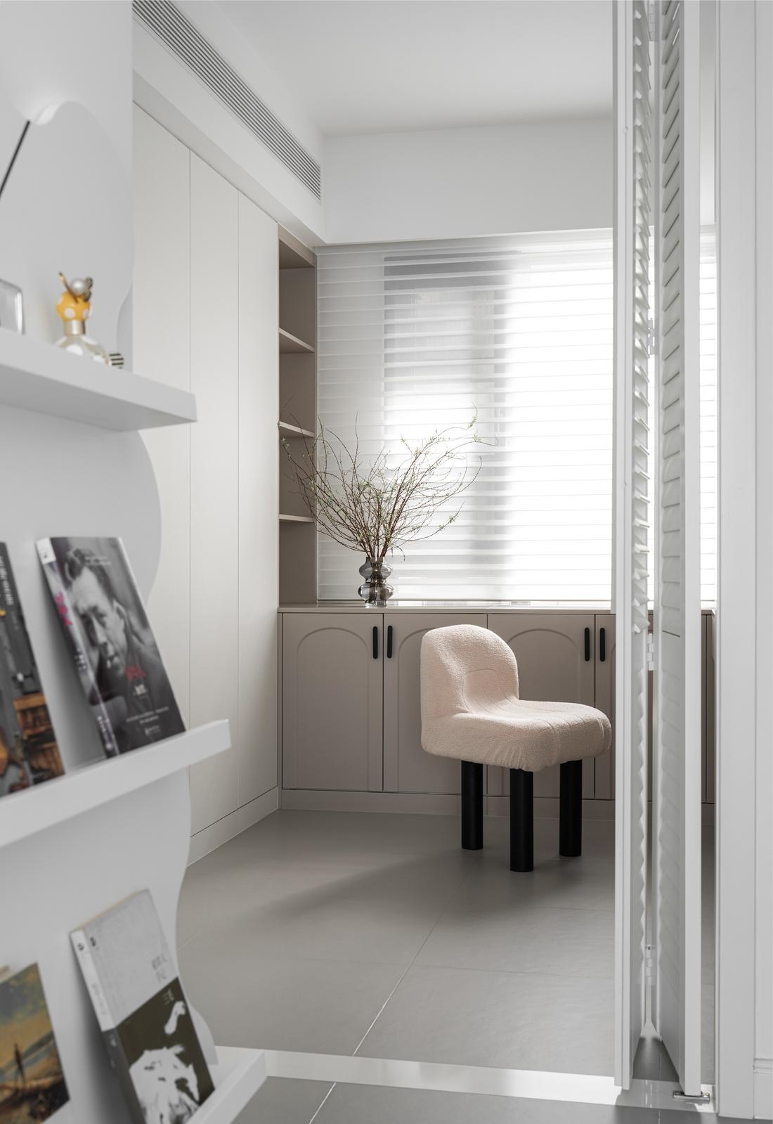 单身女孩的灰粉调快乐星球-38