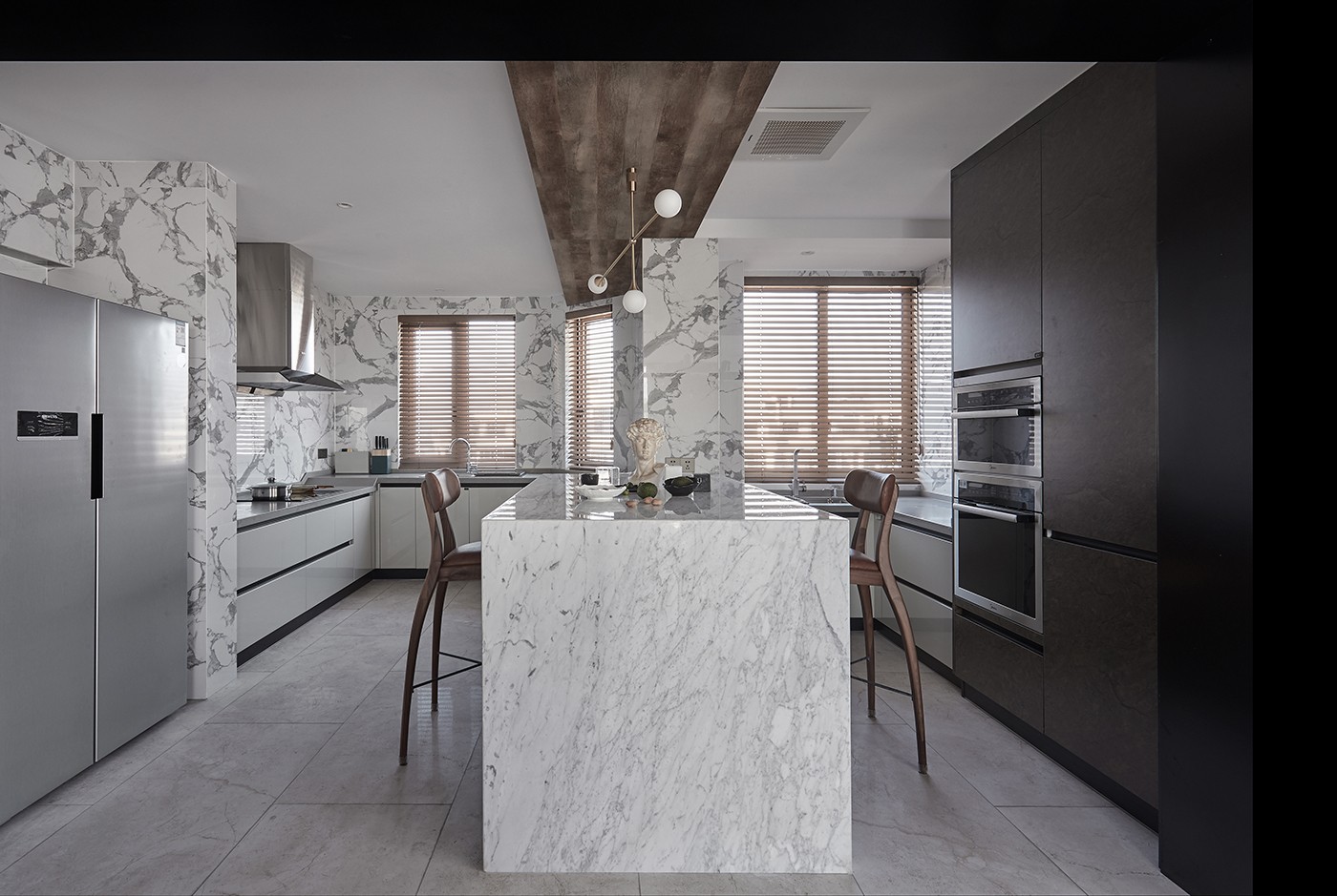 《所谓遇见》 | 冷峻与温暖共融的现代家居设计-18