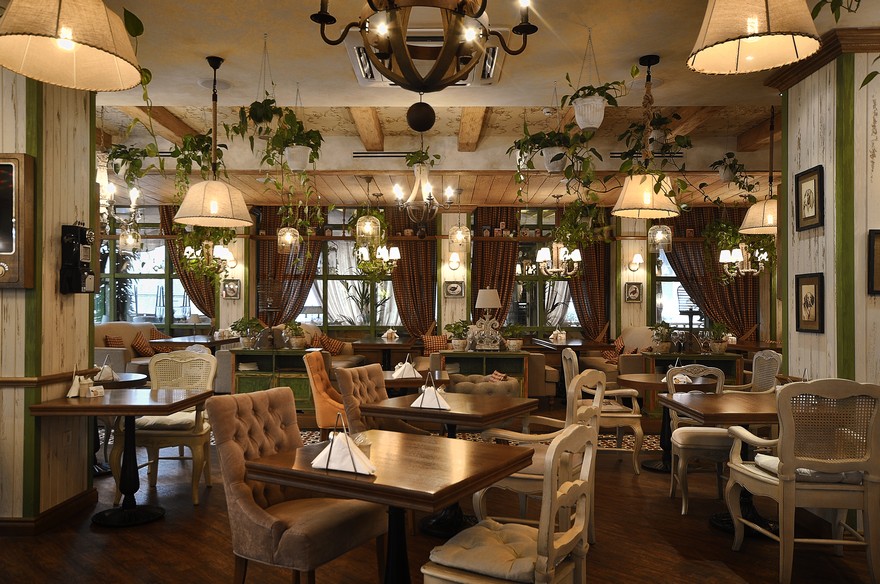 Family Italian Restaurant Chipolucho by ALLARTSDESIGN-1