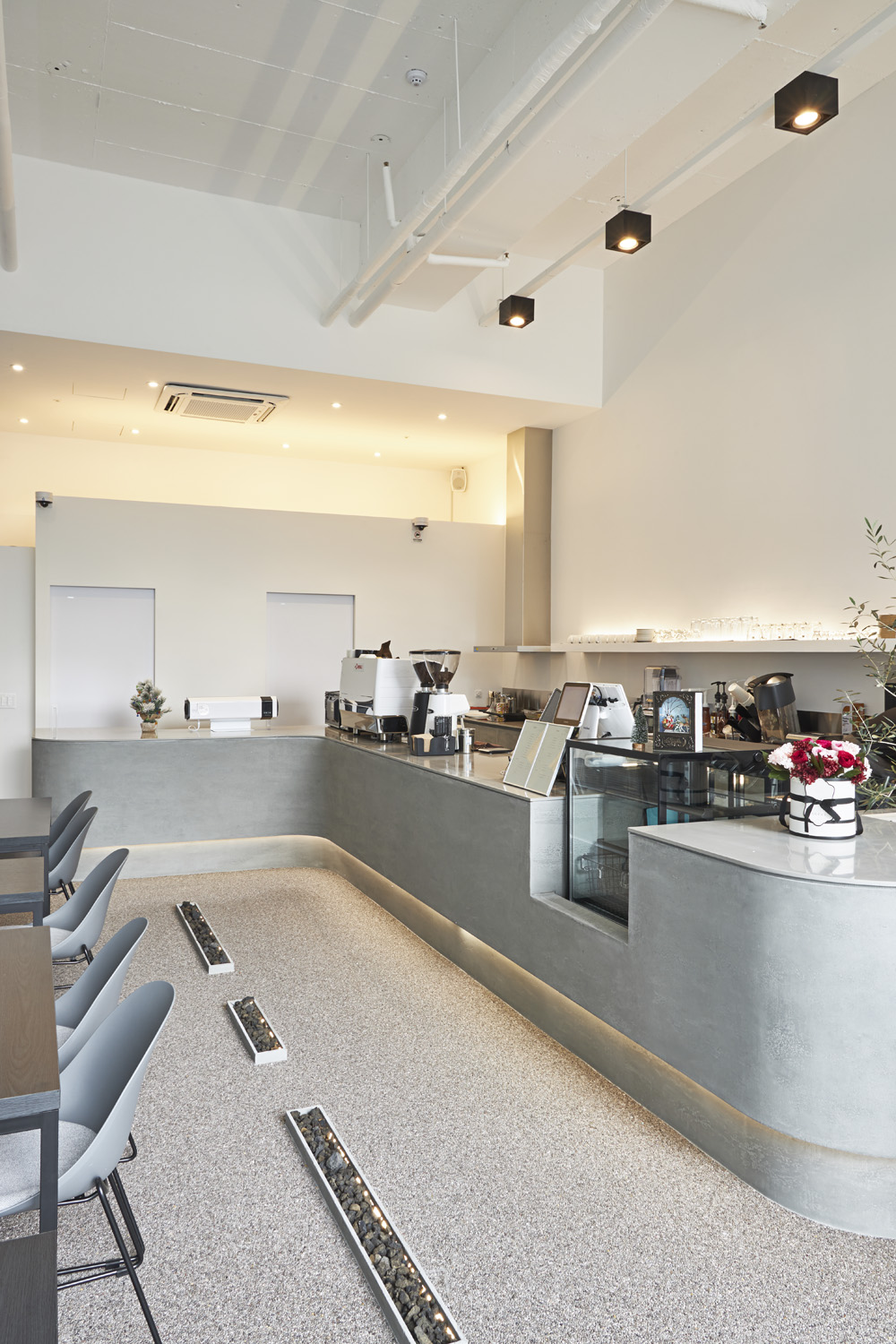 CAFE DOUDOU | 现代高级的 19 坪咖啡厅设计-7