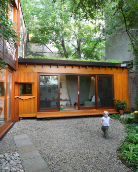 蒙特利尔“树屋”家庭住宅