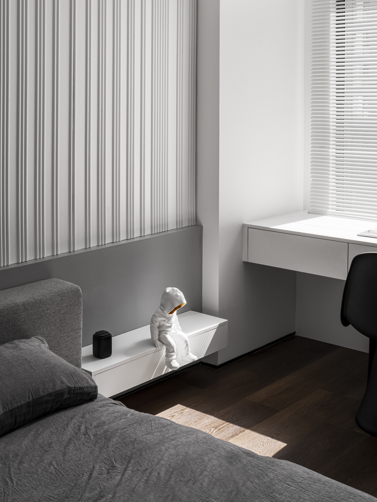 富有质感的暗调家居丨宏福樘-10