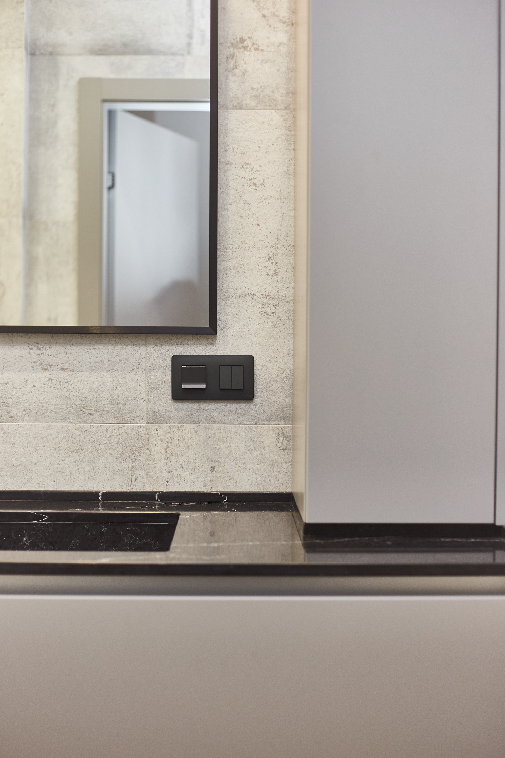 APARTMENT "HORIZON": 65 sq.m (Real)-15