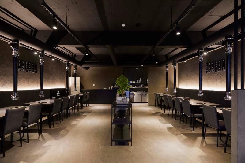 25 平米极简黑宅，照明点亮空间之美-2