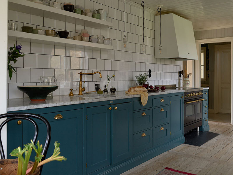 瑞典乡村小屋 | 塔楼与屋顶露台完美融合-10