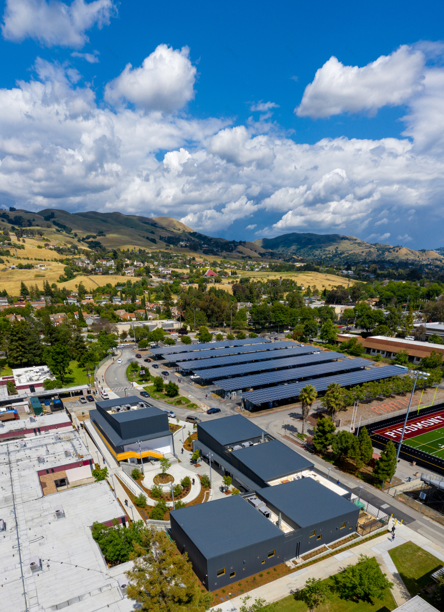 Piedmont Hills High School Science and Life Skills Complex / LPA-31