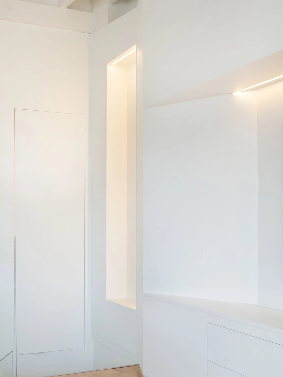 Porto di Messina House | 空间重塑的现代公寓设计-26